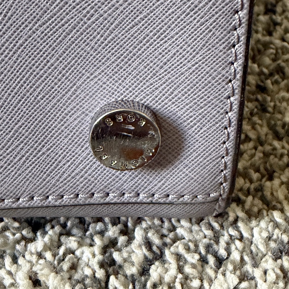 Michael Kors Two-Tone Bag in Purple and Cream - Picture 9 of 10